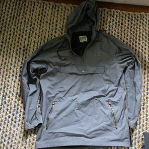 Dravus grey pullover jacket
